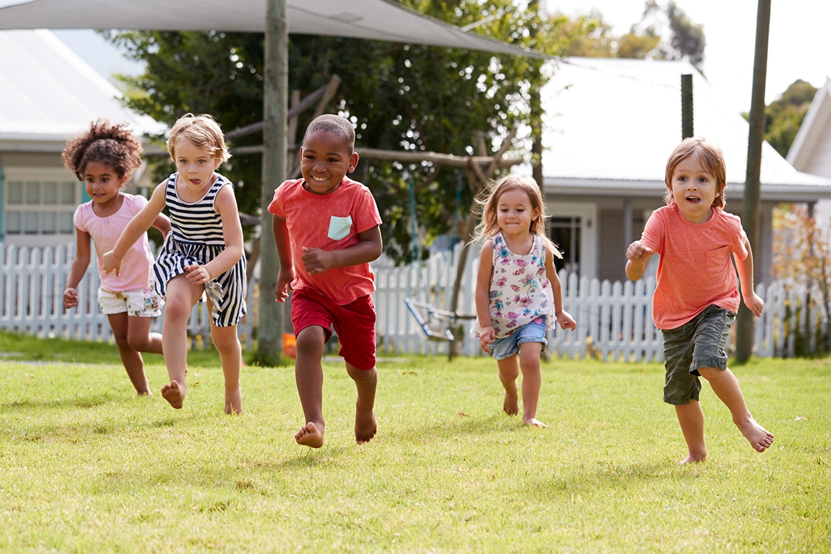 Learning Outdoors Expands Curiosity & Imagination